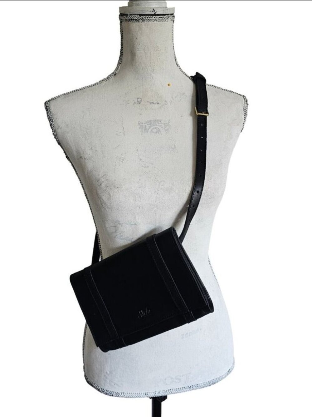 Sseko Black Leather Adjustable Strap Sling Belt Bag